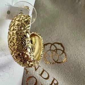 Kendra Scott Harper Huggie Hoop Earrings gold NEW